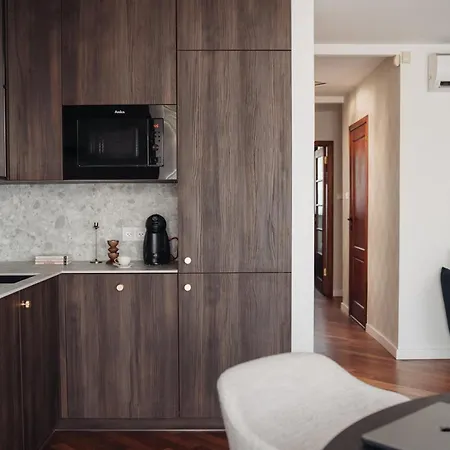 Riverside Nest - Loftaffair Apartment