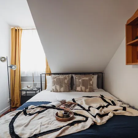 Riverside Nest - Loftaffair Apartment
